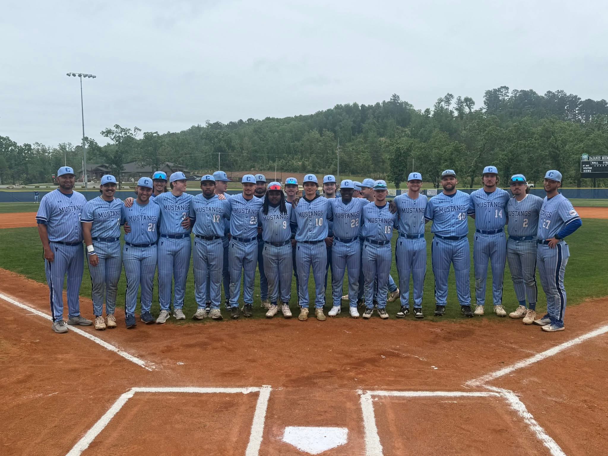 #MustangsWin! CBC Finishes Series Sweep of Harris-Stowe on Senior Day!
