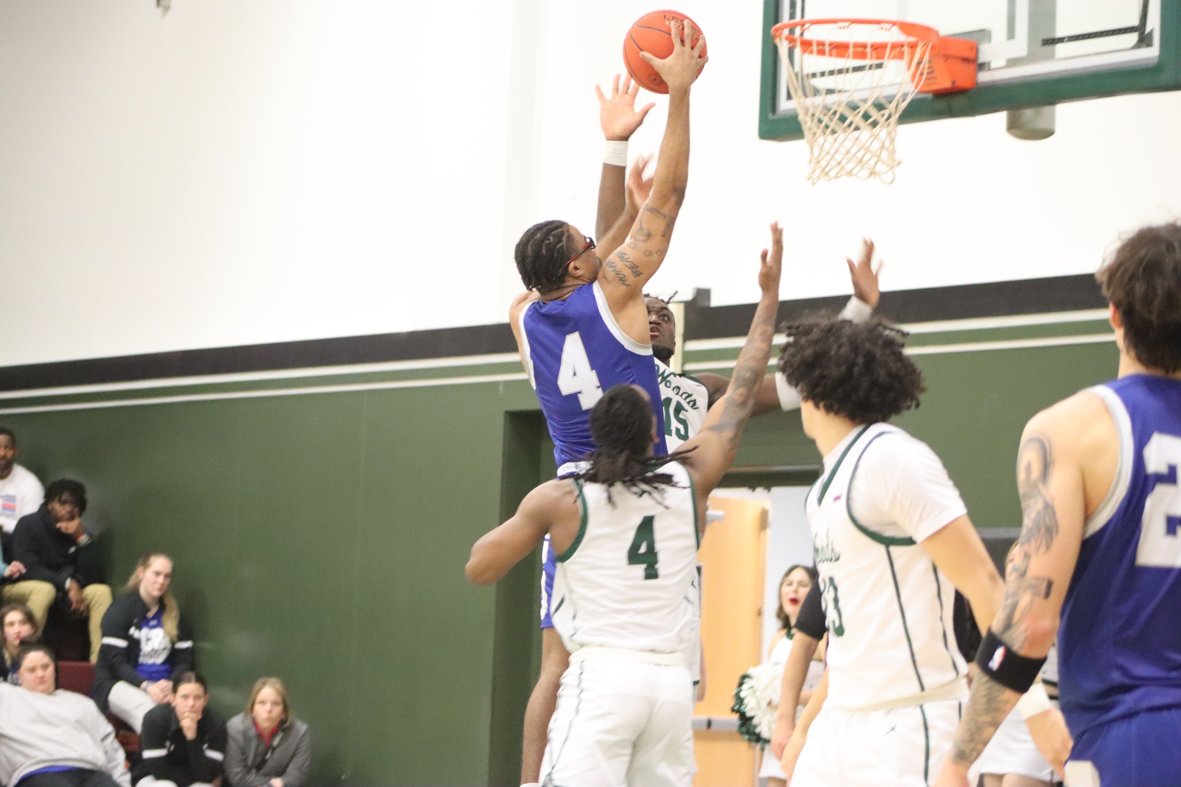 #MustangsWin! #20 CBC Remains Tied For First In AMC With Season Sweep of Mission!