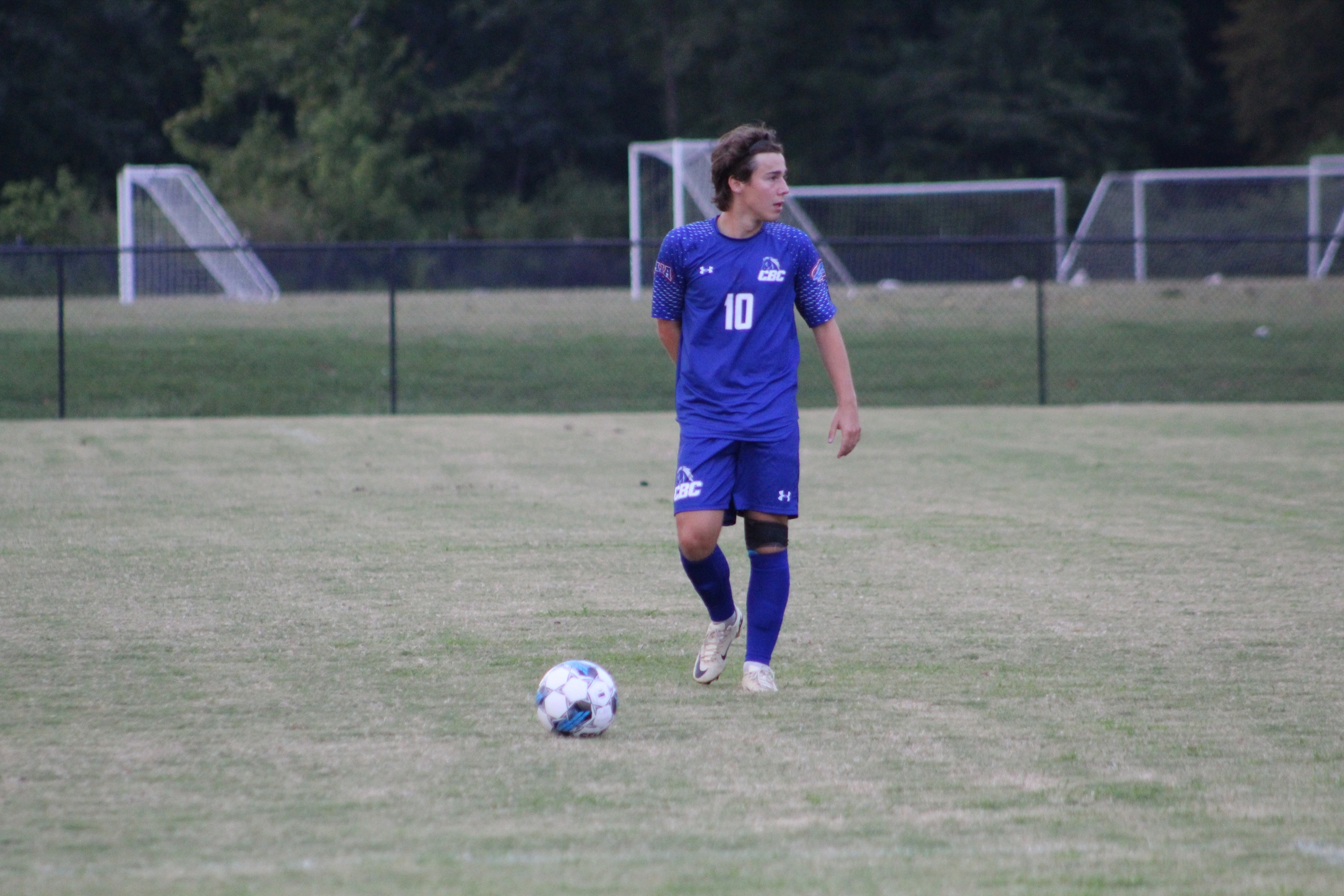 Mustangs Drop Heartbreaker to Eagles