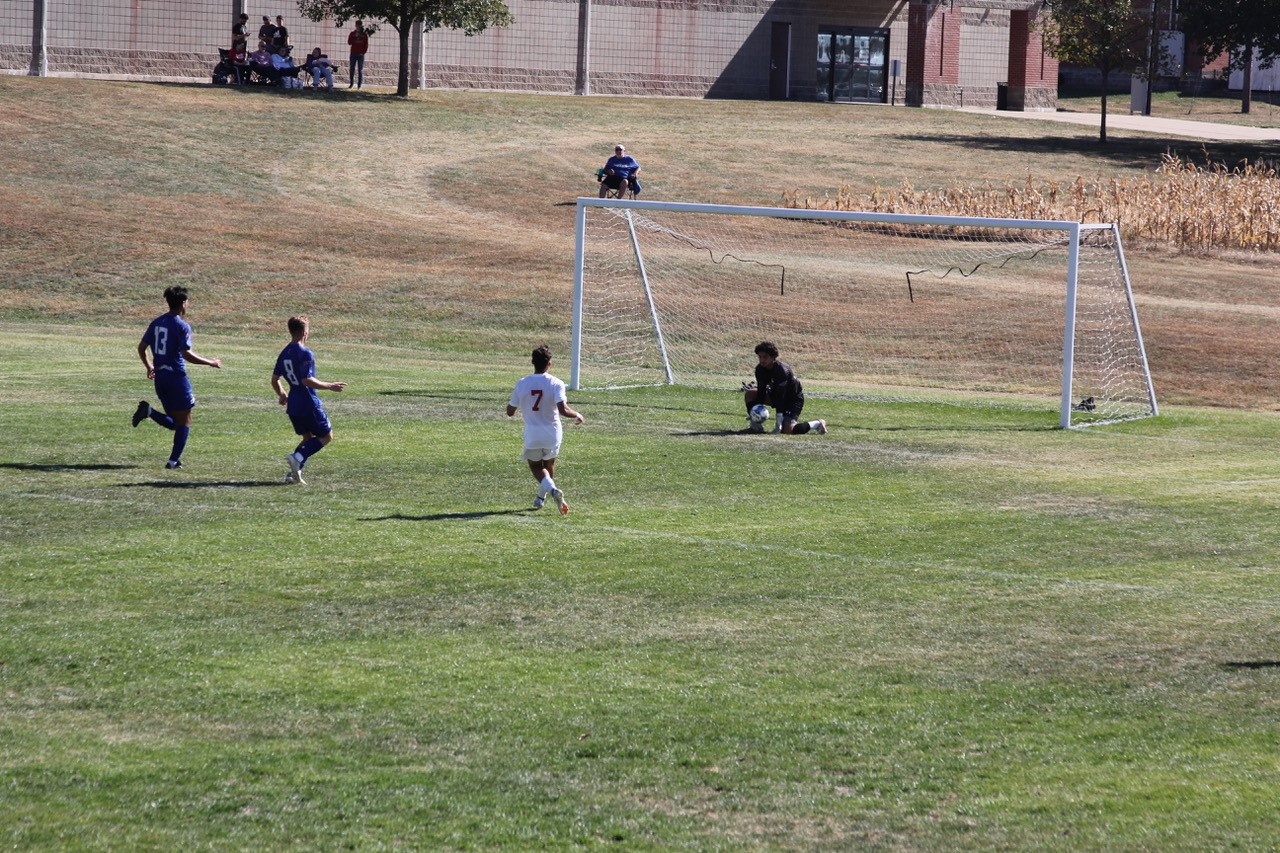 Mustangs Upended By Eagles