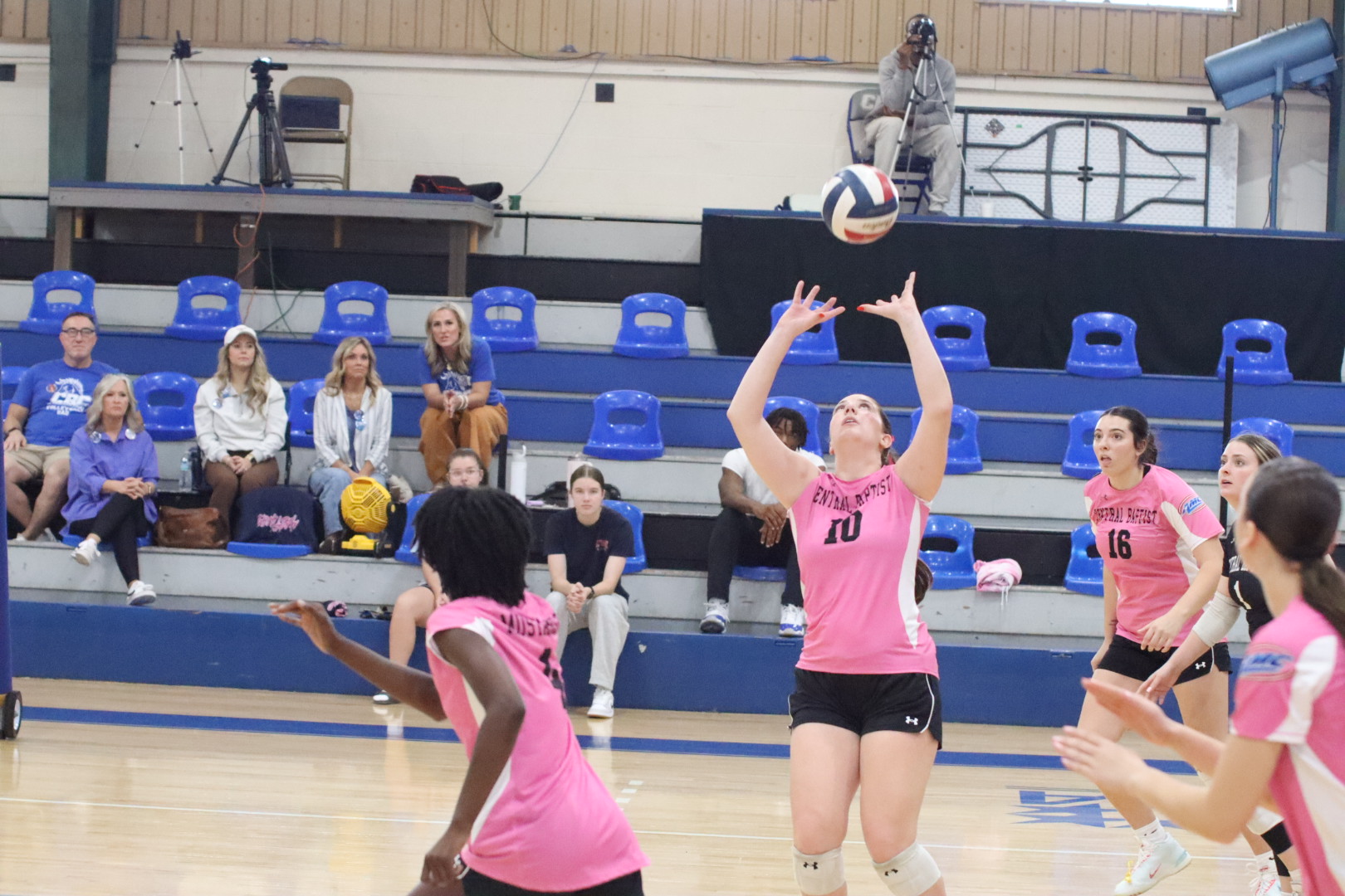 Mustangs Fight Hard In Home Tri-Match